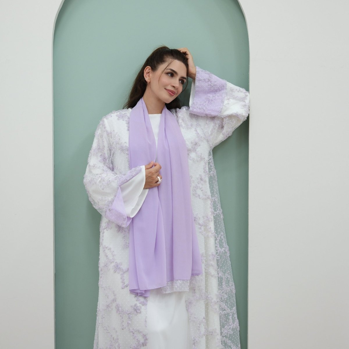 Abaya ouverte en mesh floral 3D (MOA288)