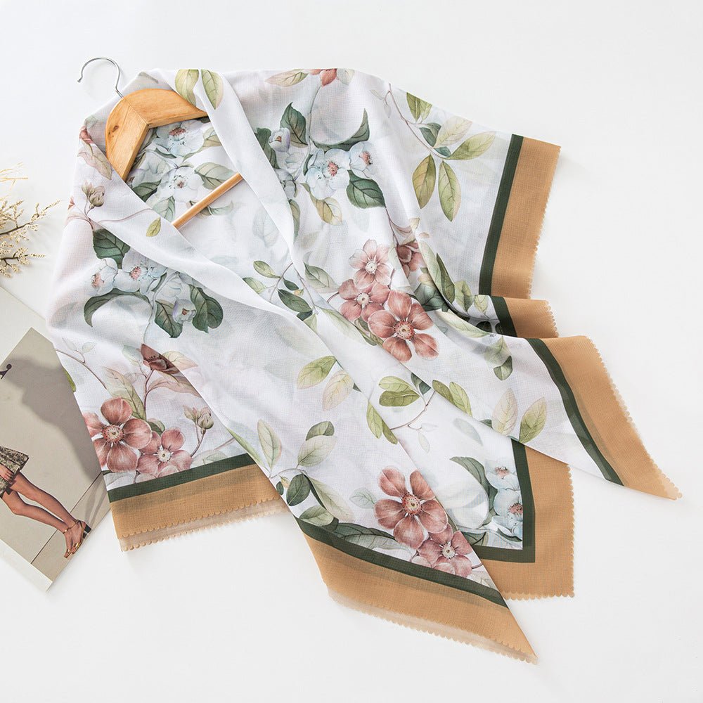 Hijab en voile MH072 à imprimé floral carré, à bordure ondulée