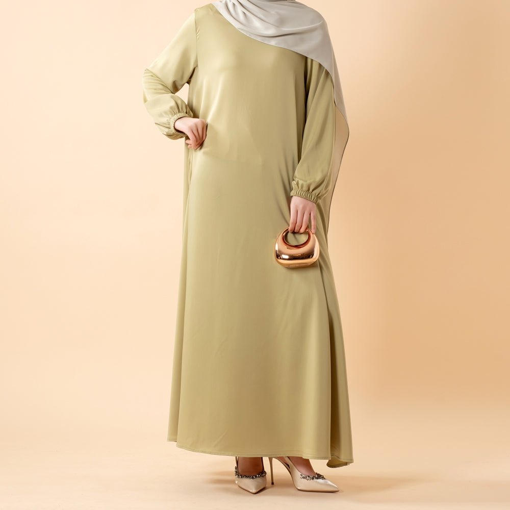 Abaya Satin Premium Modest Luxury | Abaya Coupe Parapluie Évasée avec Poches (MA311)
