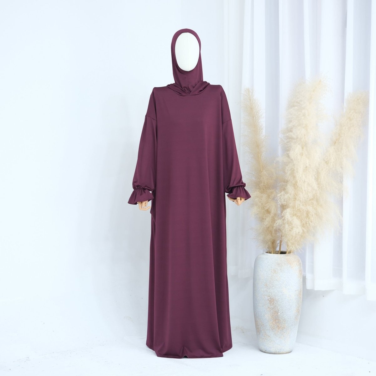 Collection d'Abayas Casual à Capuche Modest | Robes Ton sur Ton avec Manches Bouffantes (MJ021)