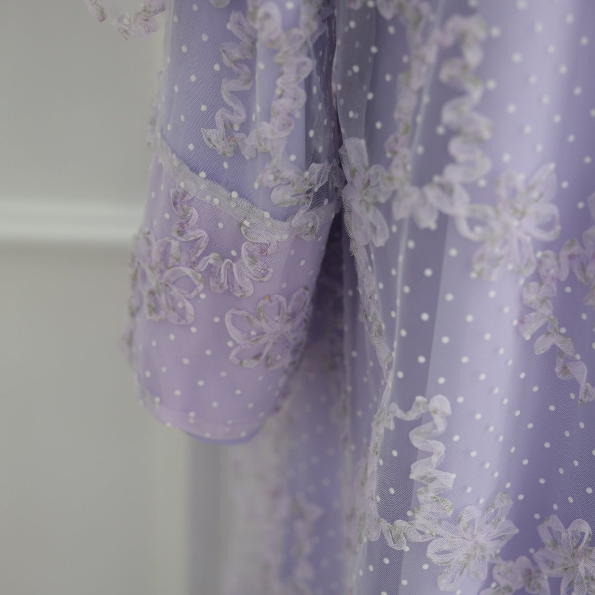 Abaya ouverte en mesh floral 3D (MOA288)