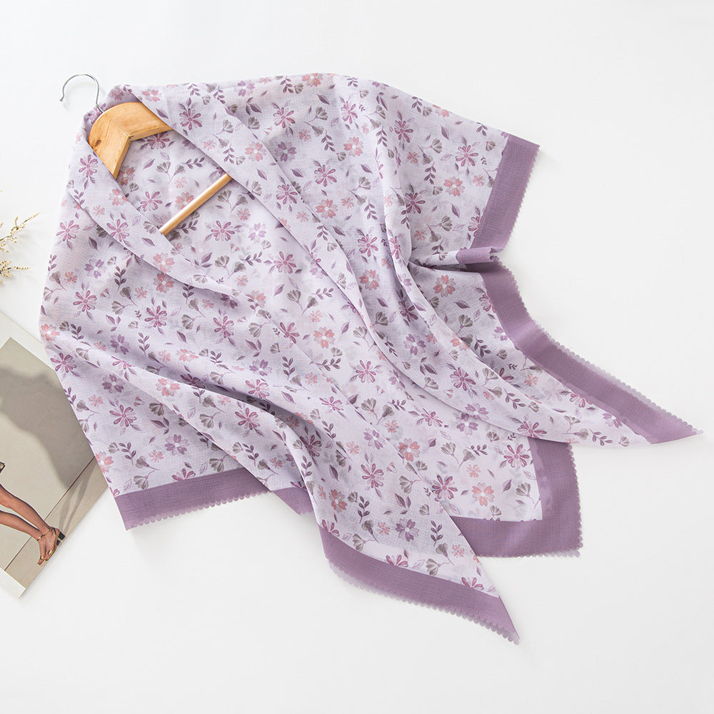 Hijab en voile MH072 à imprimé floral carré, à bordure ondulée