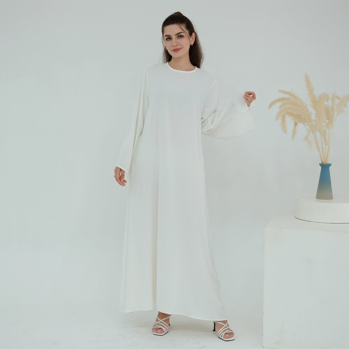 Abaya ouverte en mesh floral 3D (MOA288)